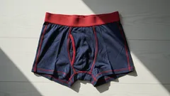 Lista kontrolna dopasowania bielizny: szwy, paski i kroje bez ucisku ani podnoszenia się